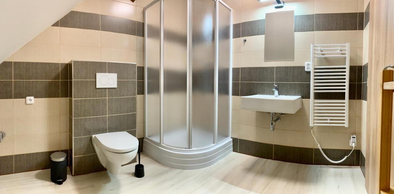 Apartmany Statek Bezdedice Hostomice Ngoại thất bức ảnh